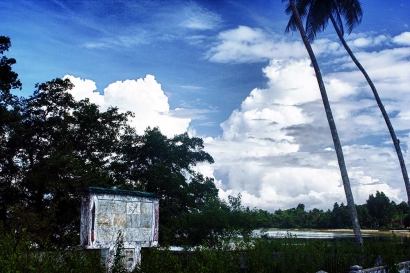 Pantai Waisisil Saparua, Keindahan Sunrise dan Sejarah Maluku yang Terlupakan