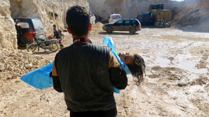 Serangan Senjata Kimia di Suriah Membunuh Puluhan Anak, Apa Pendapat Anda?