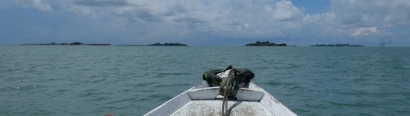The Floating School: Berbagi di Tiga Pulau