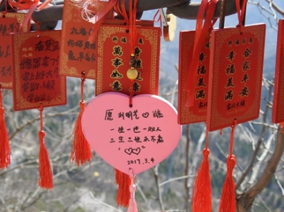 [Jelajah Tiongkok] Menggapai Cinta di Tembok Cina