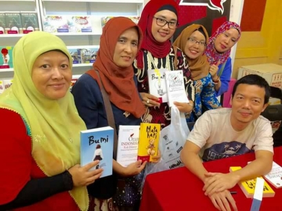 Anggota Sahabat Pena Nusantara Turut Ramaikan Pesta Buku Antarabangsa