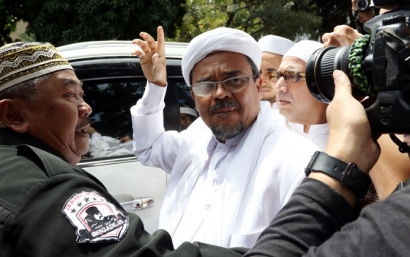 Alasan Keberadaan Habib Rizieq di Malaysia