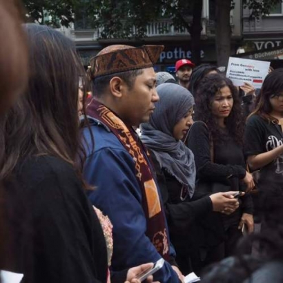 Makna Aksi Doa Bersama Para Warga Indonesia di Bonn-Jerman