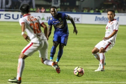 Persib Bandung dengan Pola Pragmatis Mourinho