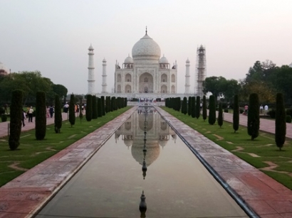 Taj Mahal Memang Benar-benar Mahal Banget