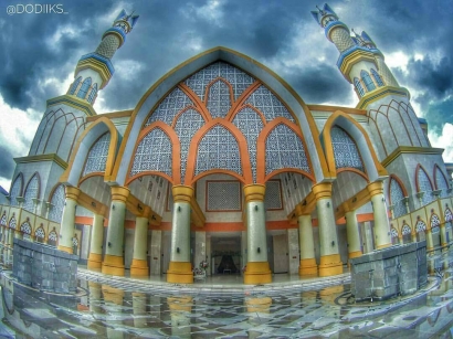 Lombok dan Wisata Spiritual 1000 Masjid