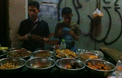 (Mencari) Nasi Jamblang Rasa Cirebon