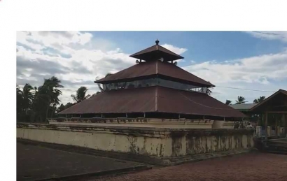 Uniknya Masjid Tuha Indrapuri yang Berdiri di Bekas Pondasi Candi