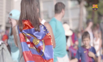 300 Unit Smartphone FC Barcelona Dilapisi Emas Ludes Dalam 11 Jam
