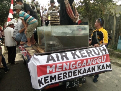 Warga Tawang Banteng, Tasikmalaya: "Air Keruh, Eta Herangkanlah!"