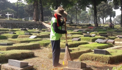 Sosiologi Pekuburan, Ada Tim "Buser" di Kampung Kandang Jakarta