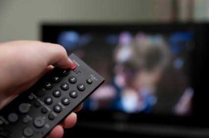 TV Off dan Tak Boleh Berkeliaran di Waktu Magrib