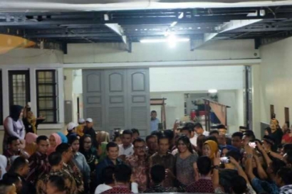 Listrik Sempat Padam Saat Jokowi Kunjungi Rumah Calon Besan, Paspampres Panik