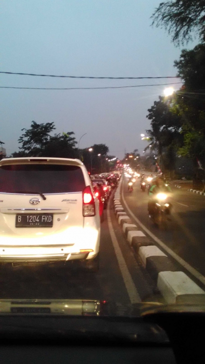 "Ride Sharing" Jalan Keluar Mengurangi Kemacetan Jakarta