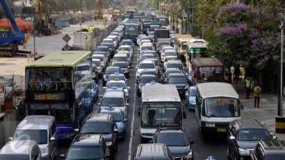 Kemacetan Jakarta Membuat Warganya Setengah "Gila"
