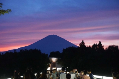 Memburu Keindahan Gunung Fuji di Hakone