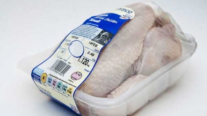 Skandal Ayam dan Wajah Murah Industri Pangan Inggris