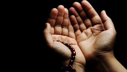 Doa dan Kebetulan Relatif