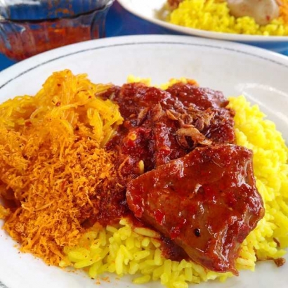 Kuliner yang Wajib Coba di Samarinda! Dari Nasi Kuning hingga Keripik