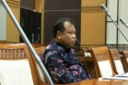 DPR Sahkan Perpanjangan Jabatan Arief Hidayat sebagai Hakim Konstitusi