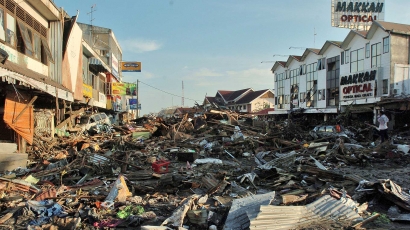 Catatan Pengalaman Tanggap Darurat Gempa dan Tsunami Meulaboh