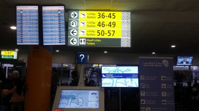 Informasi Digital di Bandara International Abu Dhabi 