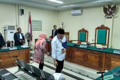 Terima Suap, Gubernur Bengkulu Nonaktif dan Istrinya Divonis 8 Tahun Penjara
