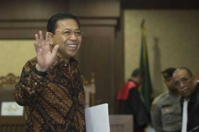 Ajukan Permohonan "Justice Collaborator", Siapa Aktor Lain yang Ingin Diungkap Novanto?