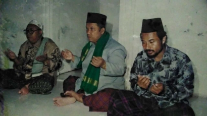 KH Baidhowi Syamsuri Brabo, Pakar Hadis Asal Jawa Tengah.