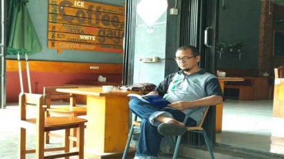 Di Aceh, Membimbing Skripsi dalam Kedai Kopi