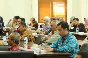 Pelatihan dan Sosialisasi Hak-hak Konstitusional Warga Indonesia di Mahkamah Konstitusi