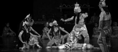Jadwal dan Harga Tiket Ramayana Ballet di Candi Prambanan 2018