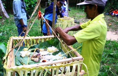 Melestarikan Ritual Tradisi Leluhur, "Buang Ancak" Jelang Musim Durian