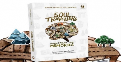 (Resensi Buku) Soul Travellers, Meneropong Dunia dari Satu Buku
