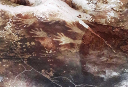 Bersua "Manusia Posthistoris" di Gua Prasejarah Leang Leang