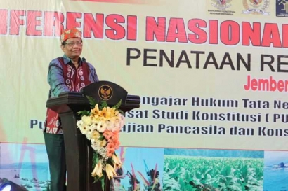 Mahfud MD Mengaku Bersedia jika Jadi Cawapres bagi Jokowi