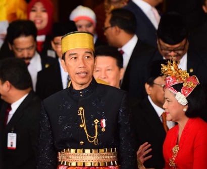 Jokowi Sudah Latihan di Atas Ring, Kandidat Lain Masih Malu?