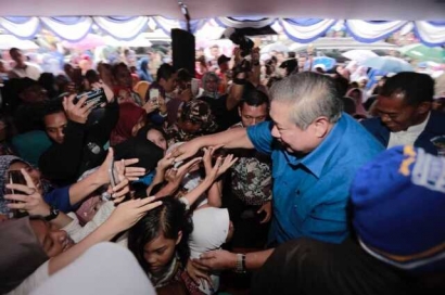 Meriahnya Masyarakat Subang Sambut SBY