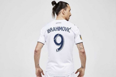 Zlatan Ibrahimovic dan Imajinasi Sepak Bola