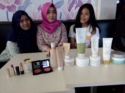 Jafra Beauty Party, Hadir Memberikan Facial Gratis dan Sharing Bisnis Kepada Masyarakat Semarang