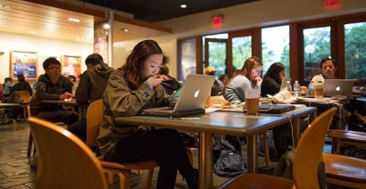 Inilah 4 Rekomendasi Kafe untuk Mahasiswa yang Doyan Bikin Tugas di Luar