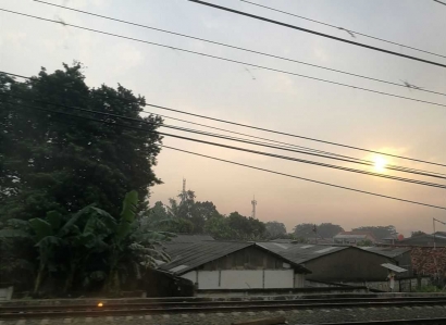 "Sunrise" di Jendela Argo Parahyangan