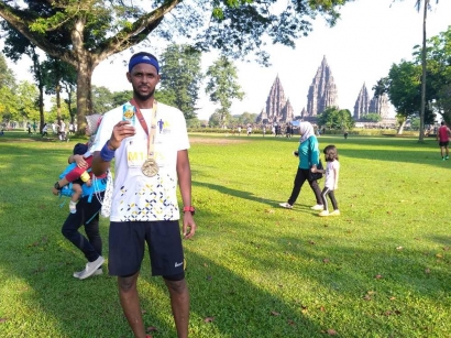 Playon Bersama Mandiri Jogja Marathon di Prambanan