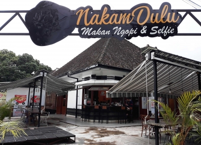 Menikmati Kopi Ibrik Suguhan "Nakam Dulu" di Paru-parunya Kota Malang