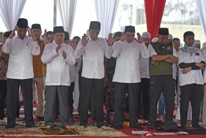 Menangkap atau Berdamai dengan Rizieq Shihab, Jokowi?