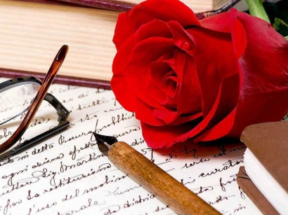 Manfaat Menulis Surat Cinta