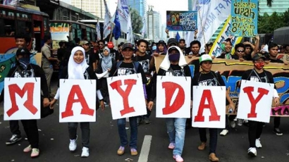 Hari Buruh Dunia, "May Day..., May Day..."