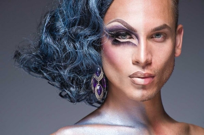 Mengungkap Sosok Transgender Pertama di Dunia