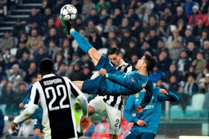 Momen Terbaik Liga Champions, Salto Ronaldo hingga Comeback AS Roma