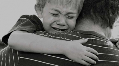 Respons dalam Mendengar Tangis Anak, Catatan Seorang Ayah